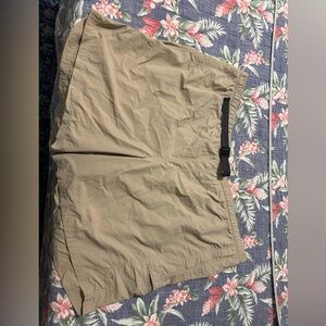 Men's Columbia active Tan Shorts 6xl